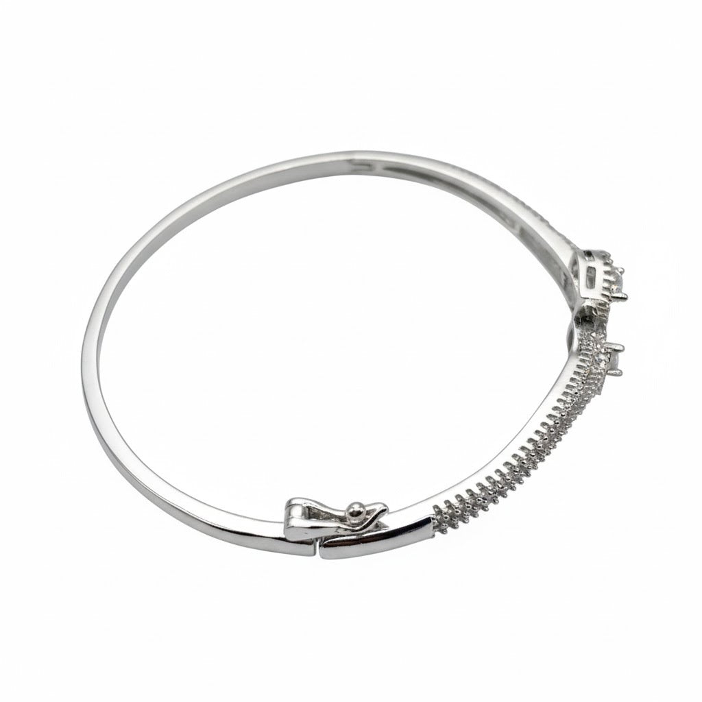 Refined Silver Bangle | Diamond Studded | Sleek Design