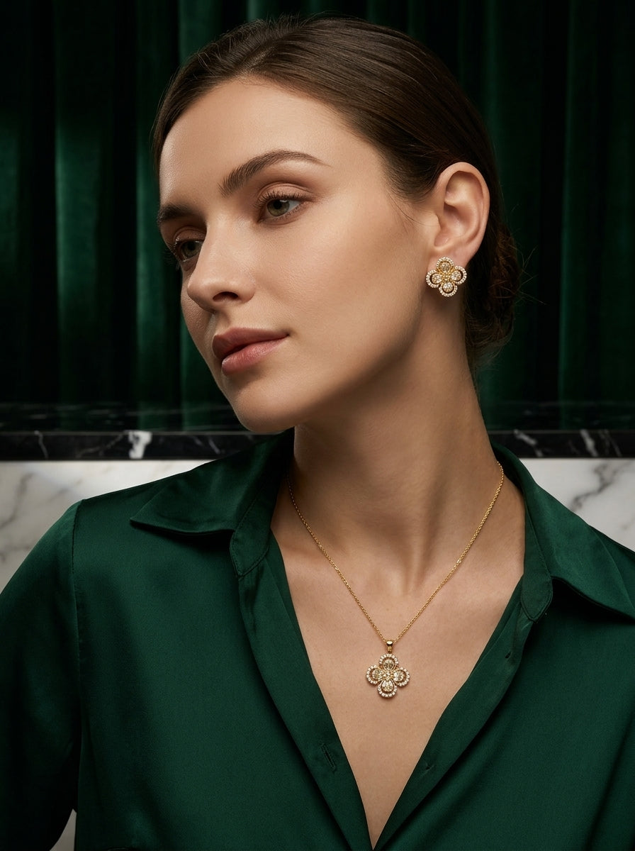 Clover Complete Set | Pendant & Earrings | Gold Plated