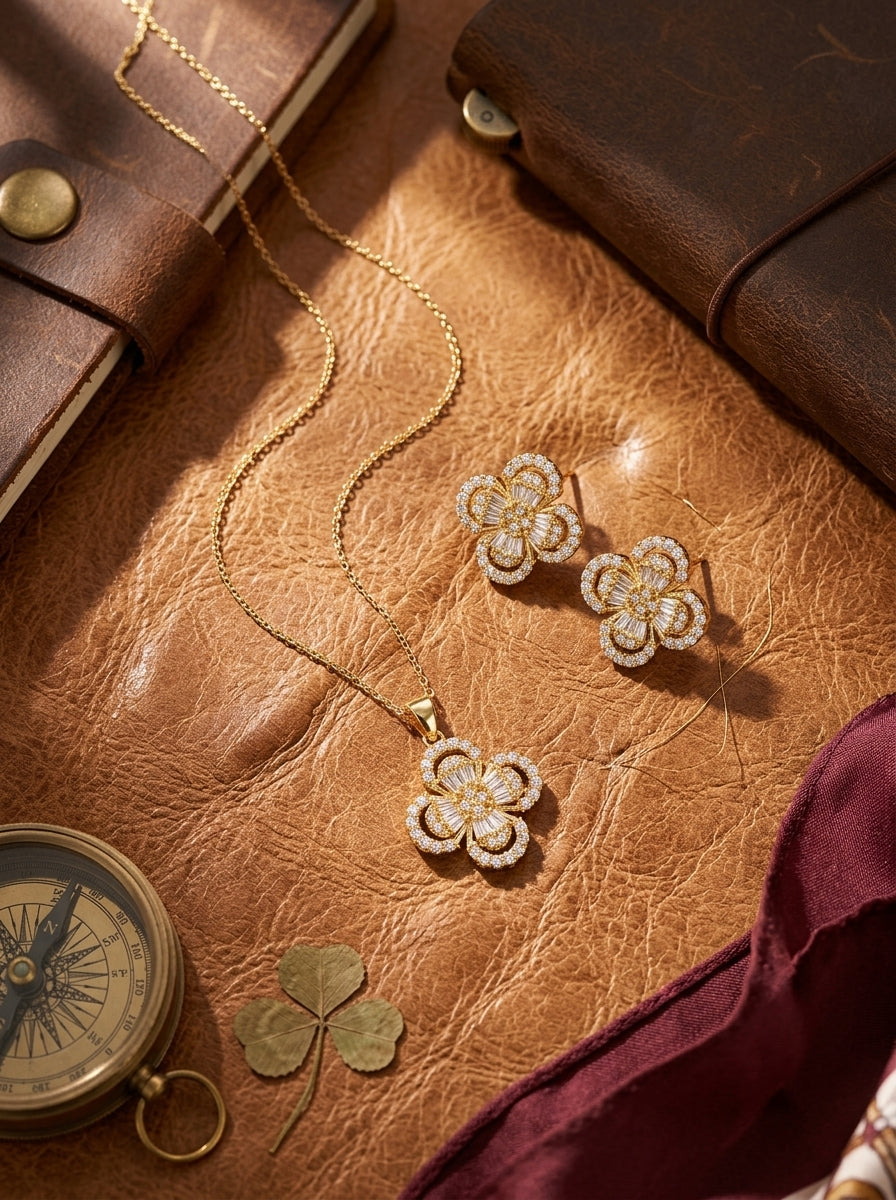 Clover Complete Set | Pendant & Earrings | Gold Plated
