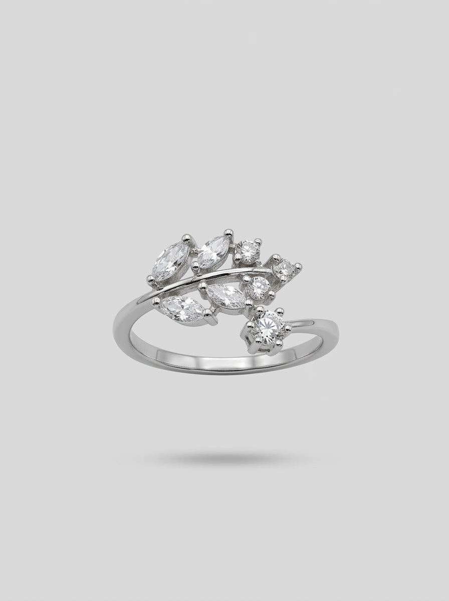 Minimalist Silver Ring | Diamond Studded | Silver Plated