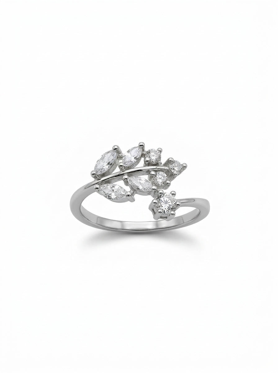 Minimalist Silver Ring | Diamond Studded | Silver Plated